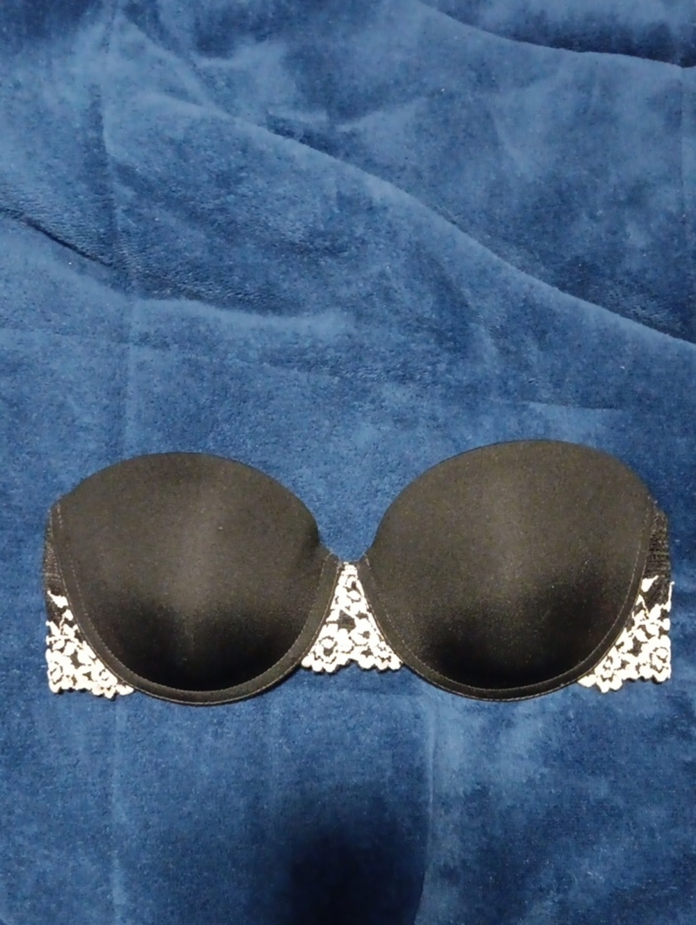 Strapless Lace Bra
